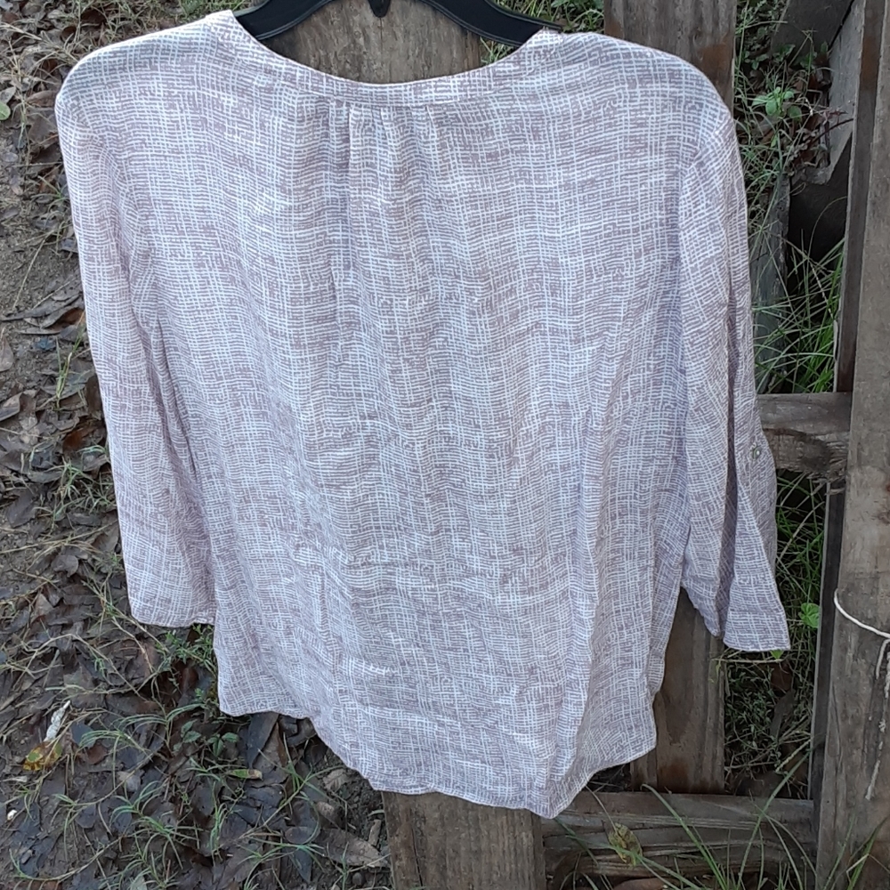 Shirt - Picture 4 of 4